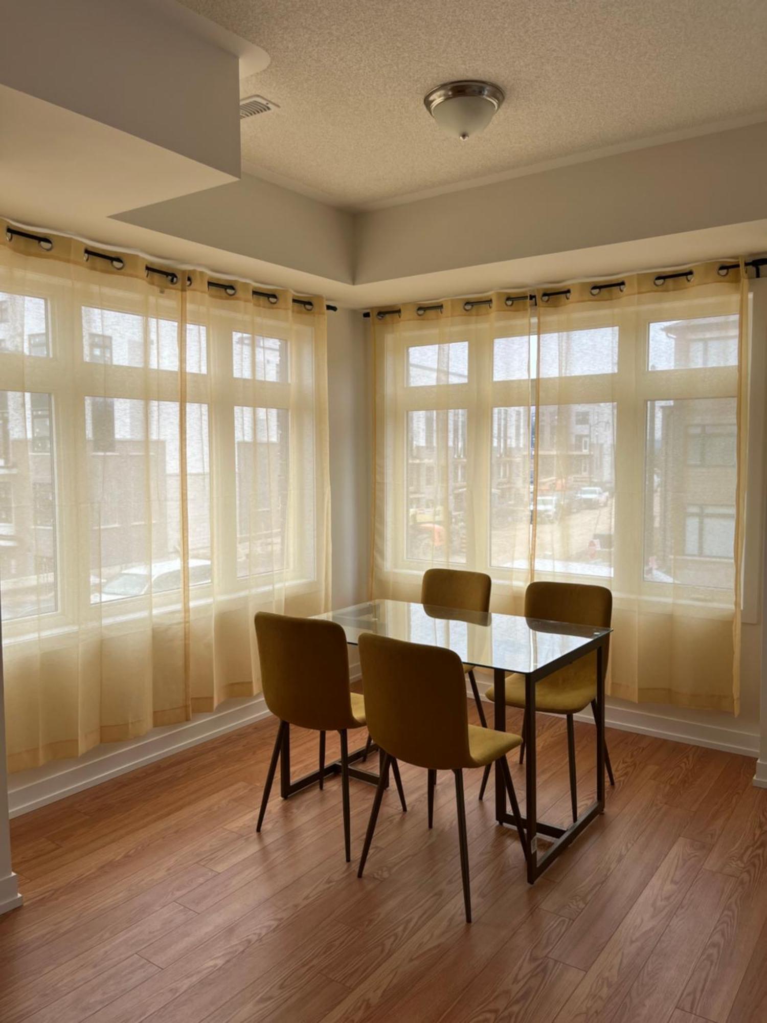 Luxury Brand New Townhouse In Milton Ontario Leilighet Eksteriør bilde